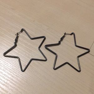 🐳TWO FOR $9🐳 Dark silver star hoop earrings